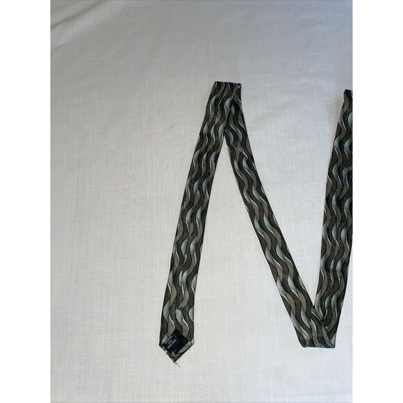 Ziggurat Men’s Dress Tie Size 57” Green Wavy Silk Business Formal Party - Picture 7 of 12